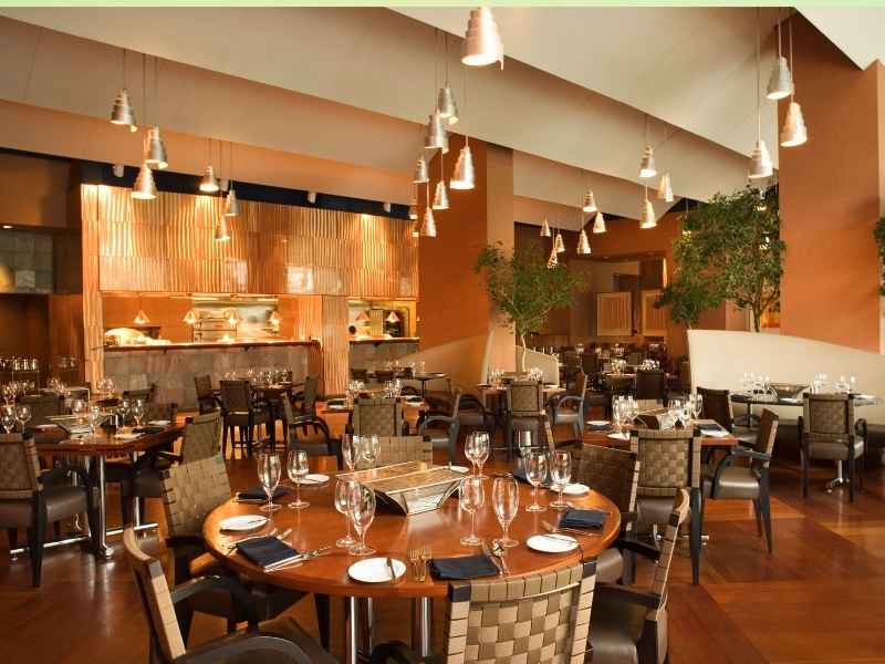 best restaurant Uluwatu